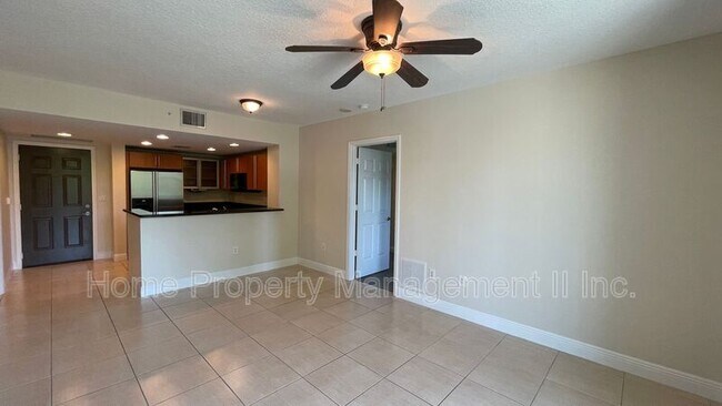 Building Photo - 610 Clematis St