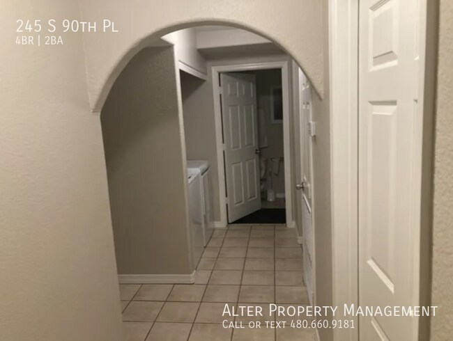 Building Photo - 245 S 90th Pl