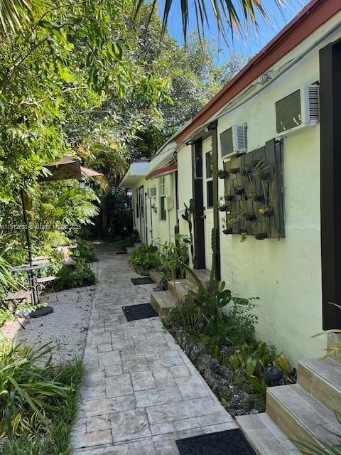 Building Photo - 410 NW 31st St