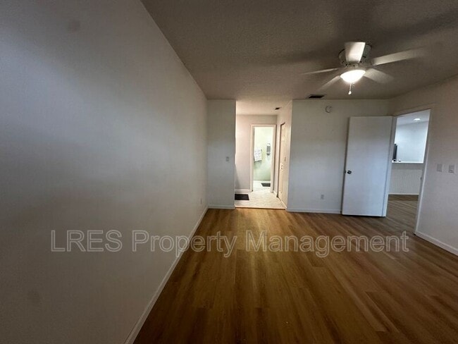 Building Photo - 10647 Deergrass Ln