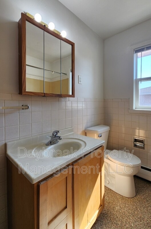 Building Photo - 2913 8th St N