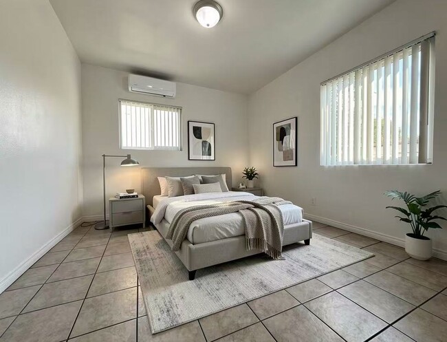 Building Photo - 1612 S Curtis Ave