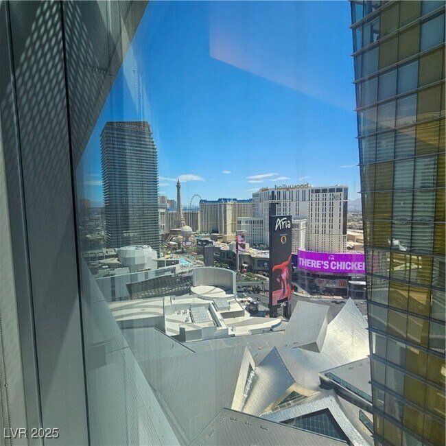 Building Photo - 3726 S Las Vegas Blvd