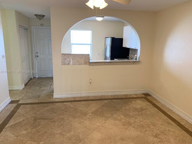 Building Photo - 505 NW 177th St