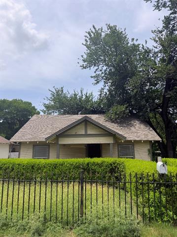 Building Photo - 1007 W Clarendon Dr