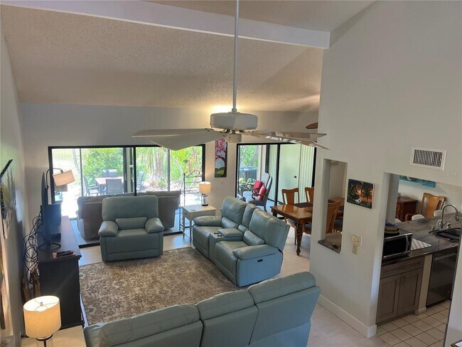 Building Photo - 650 Bird Bay Cir