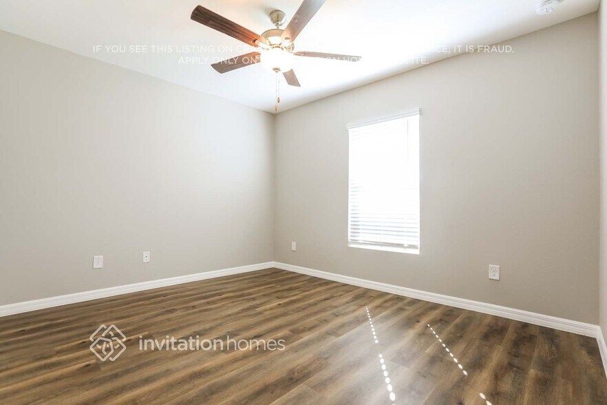 Building Photo - 6184 Hoffman St