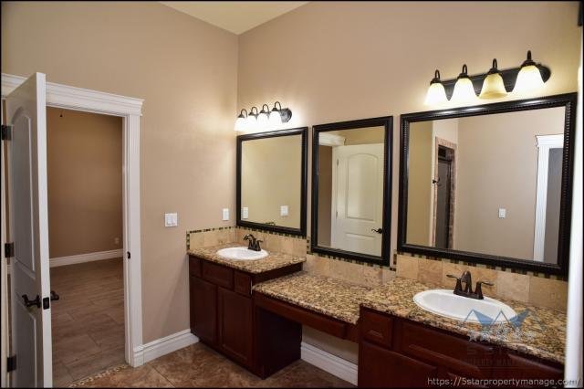 Building Photo - 3 bedroom in El Paso TX 79912