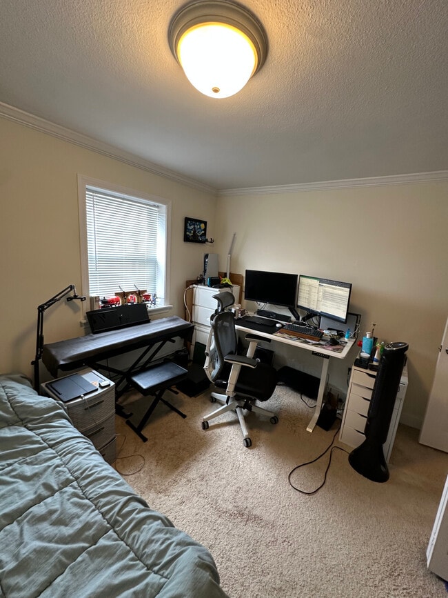 Building Photo - 16 Westford St