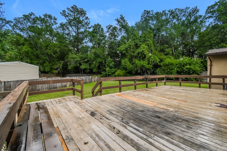 Building Photo - 8109 Grampell Dr