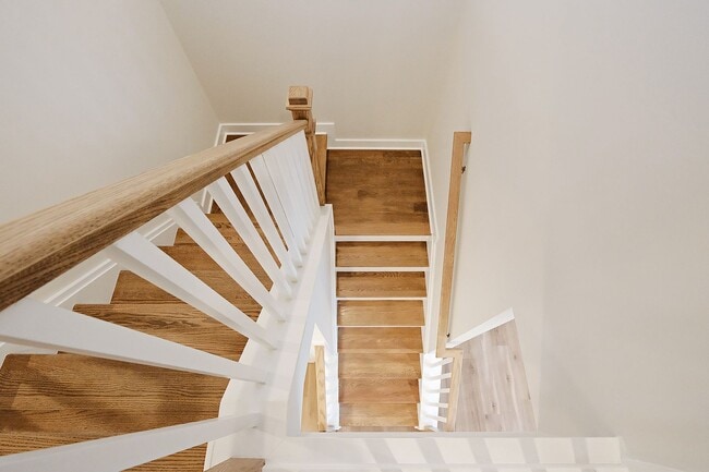 Building Photo - Dog-Friendly Townhome in Desirable Belvedere Community