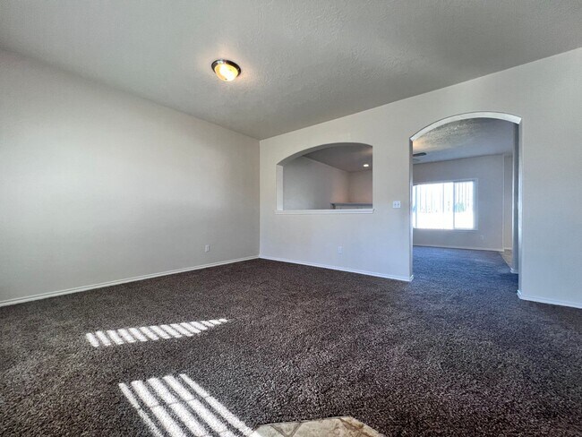 Building Photo - 5193 Toscana Ave N