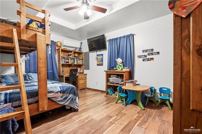 Building Photo - 24 Eagle Pass St