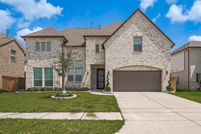 Building Photo - 12115 Ballshire Pines Dr