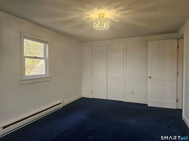 Building Photo - 932 Saybrook Rd