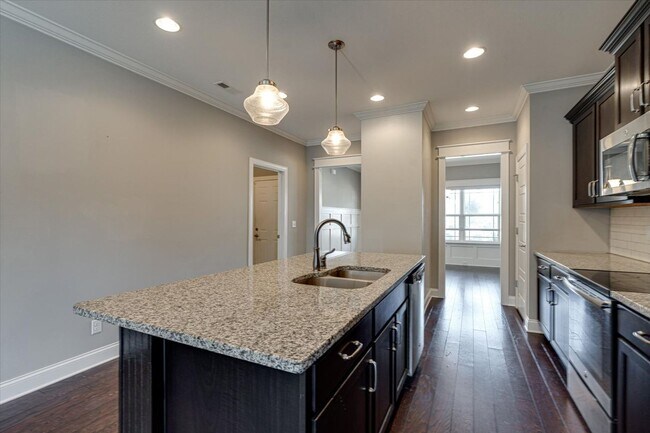 Building Photo - 3 bedroom home in Creekside at Hampton Meadows!