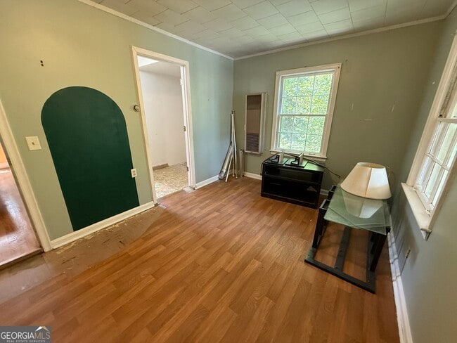 Building Photo - 998 Highland Cir SE