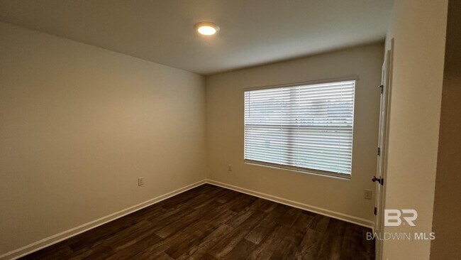 Building Photo - 17128 Muse St