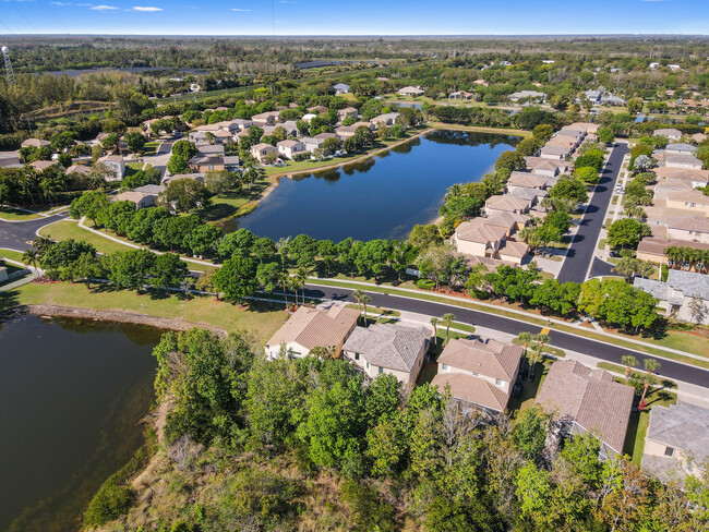 Building Photo - 5822 Saddle Trail Ln