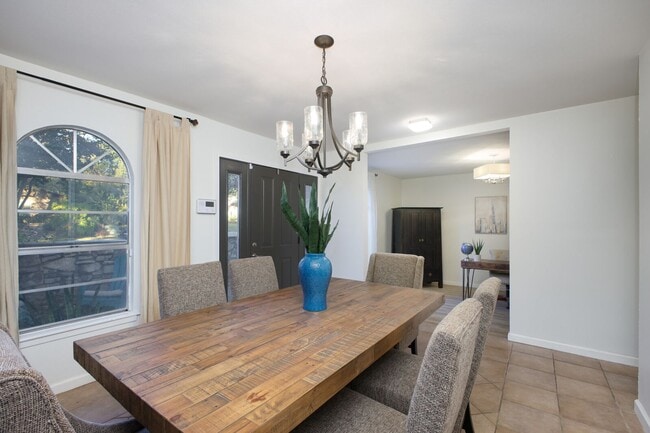 Building Photo - Woods of Shavano Dream