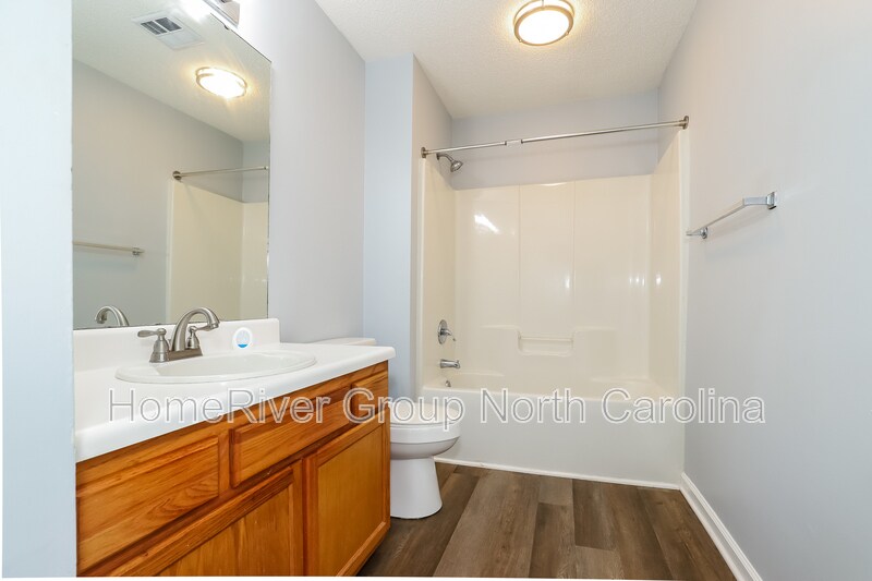 Building Photo - 802 Moultrie Ct