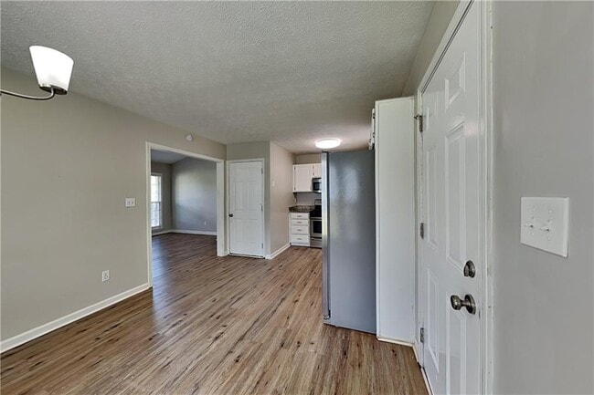 Building Photo - 39 Fawn Trail
