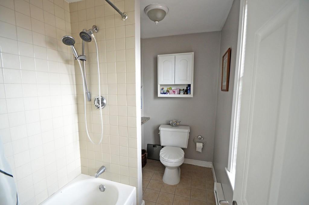 Building Photo - 78 Parsons St