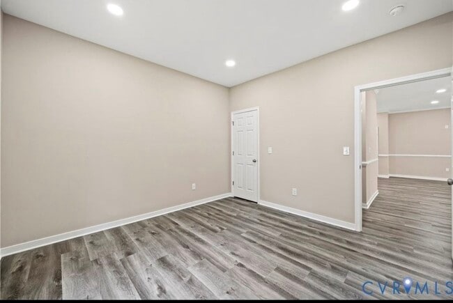 Building Photo - 11816 Shady Ln