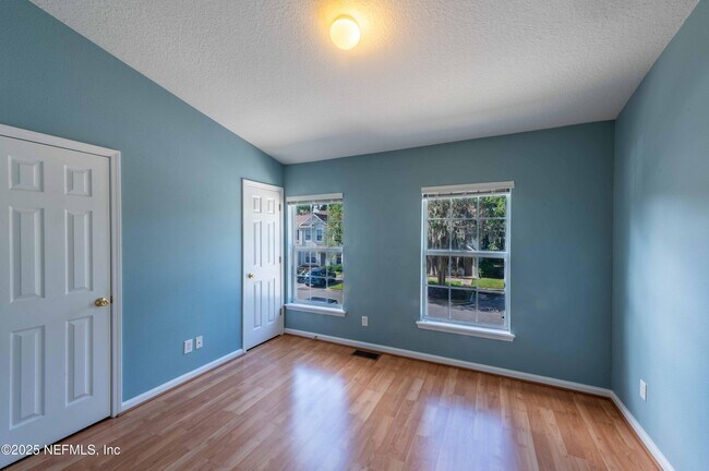 Building Photo - 3483 Lone Tree Ln