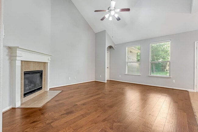 Building Photo - 146 Black Swan Pl