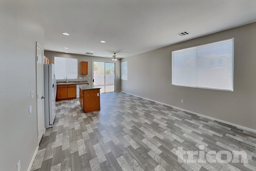 Building Photo - 5616 Deer Run Ct