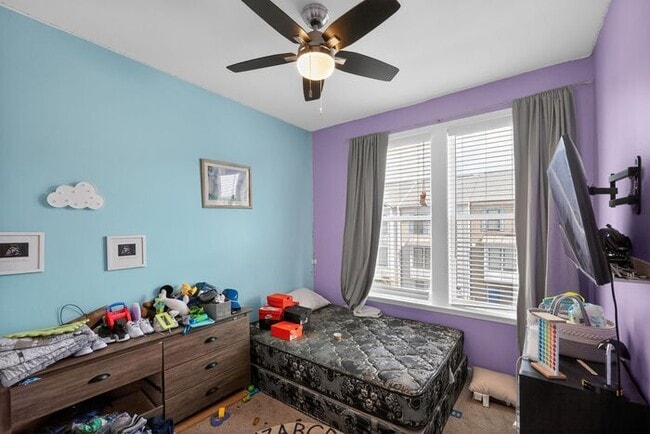 Building Photo - 10321 Vista Meadow Way