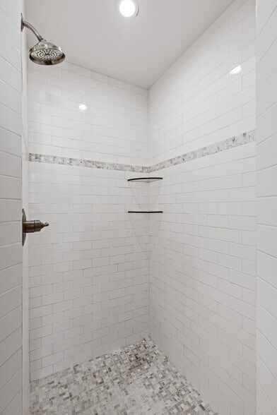 Building Photo - 3206 Anderson Pl