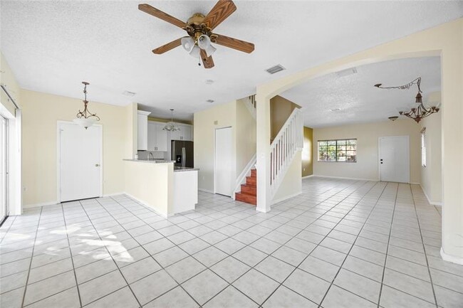 Building Photo - 1851 SW 101st Way