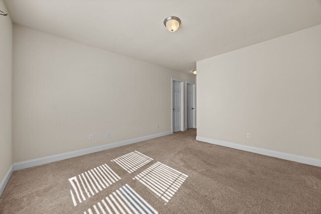 Building Photo - Townhome for rent!