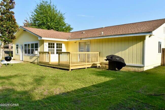 Building Photo - 130 Derby Woods Dr