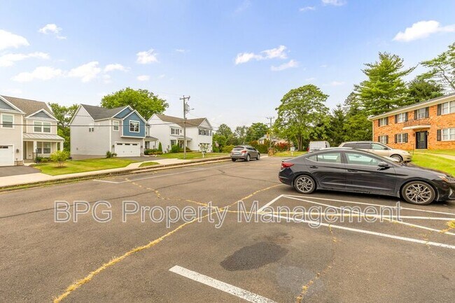 Building Photo - 45 Washington St