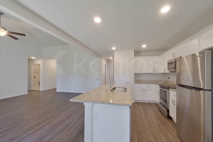 Building Photo - 124 Mountain Holly Rd