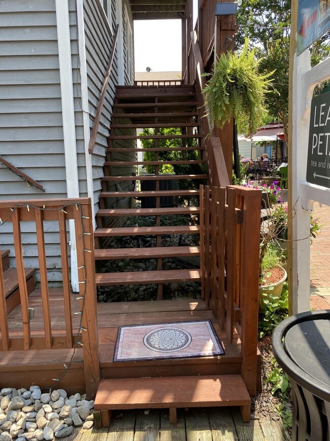 Building Photo - 199 Union St