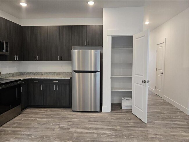 Building Photo - BE THE 1ST TO MOVE INTO THIS BRAND NEW TOWNHOME!
