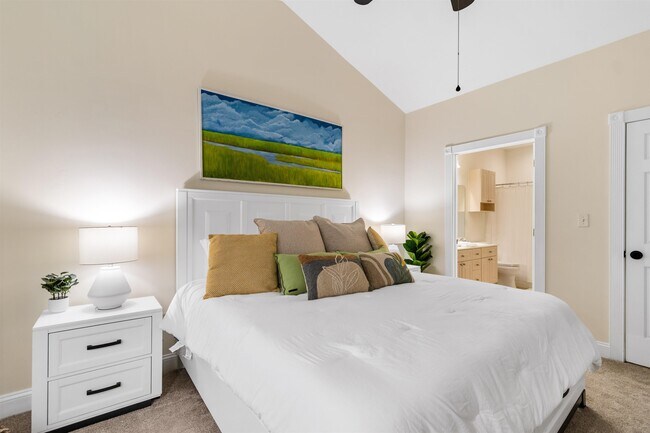 Building Photo - 4843 Luster Leaf Cir