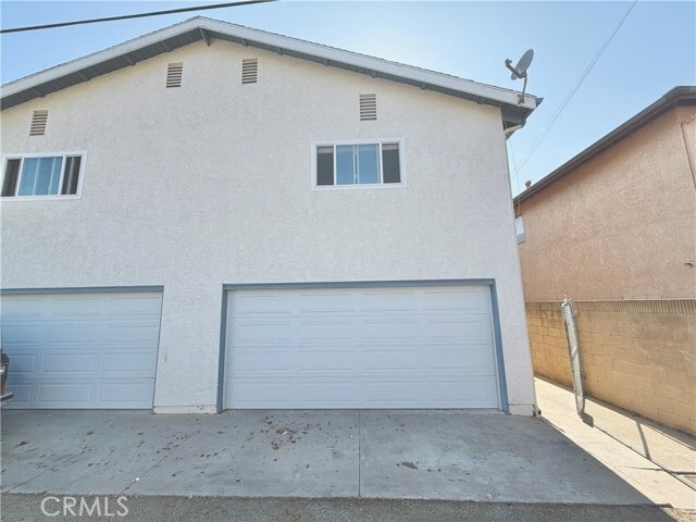 Building Photo - 2032 Martina Ave
