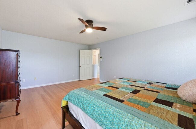 Building Photo - 2700 Cradle Rock Trl