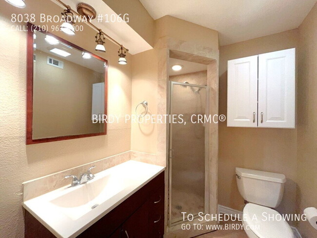 Building Photo - "Charming 2-Bed, 2-Bath Condo in Prime San...