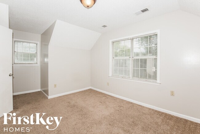 Building Photo - 3088 Kirby Downs Cove