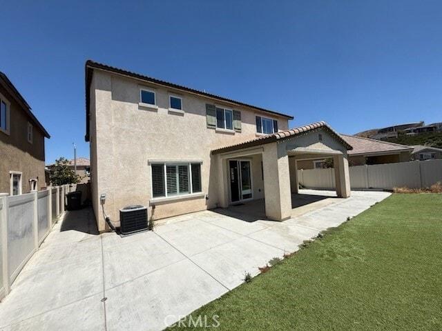 Building Photo - 30545 Green Vista Dr