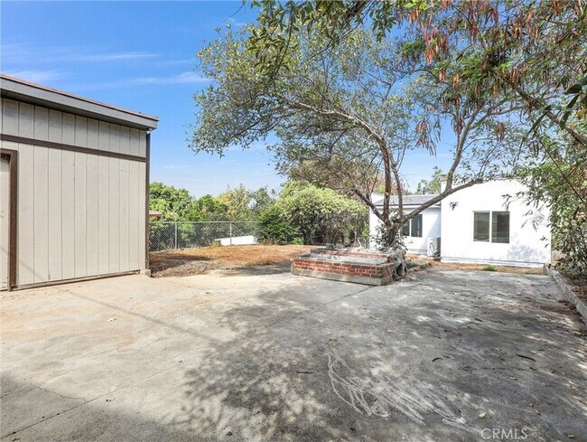 Building Photo - 4126 1st St