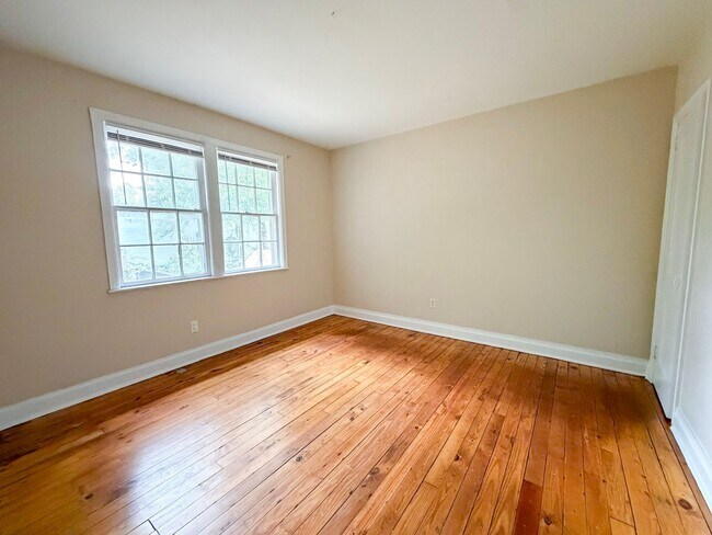 Building Photo - 0967 - Highland Pines