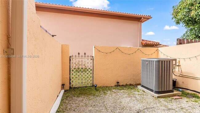 Building Photo - 20820 San Simeon Way