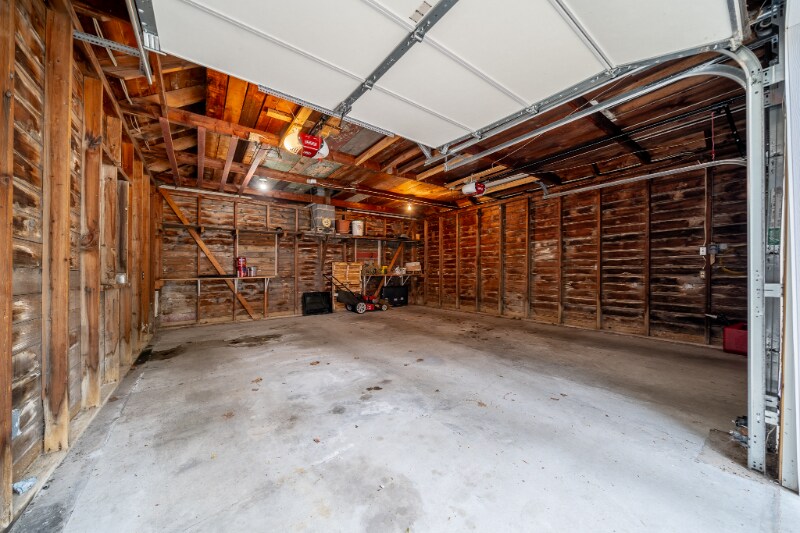 Building Photo - 1343 1/2-1343 1/2 W Washington St